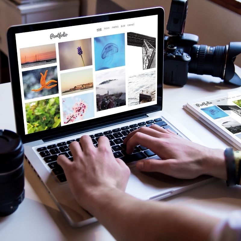 Création d’un site vitrine professionnel affiché sur ordinateur portable - portfolio et projets présentés en ligne